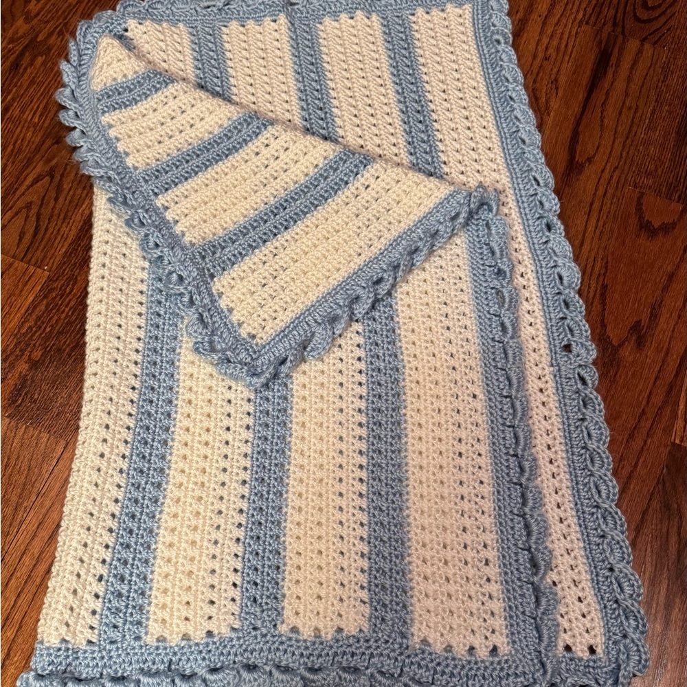 Handmade Blue and Cream Crochet Baby Blanket (36x31)